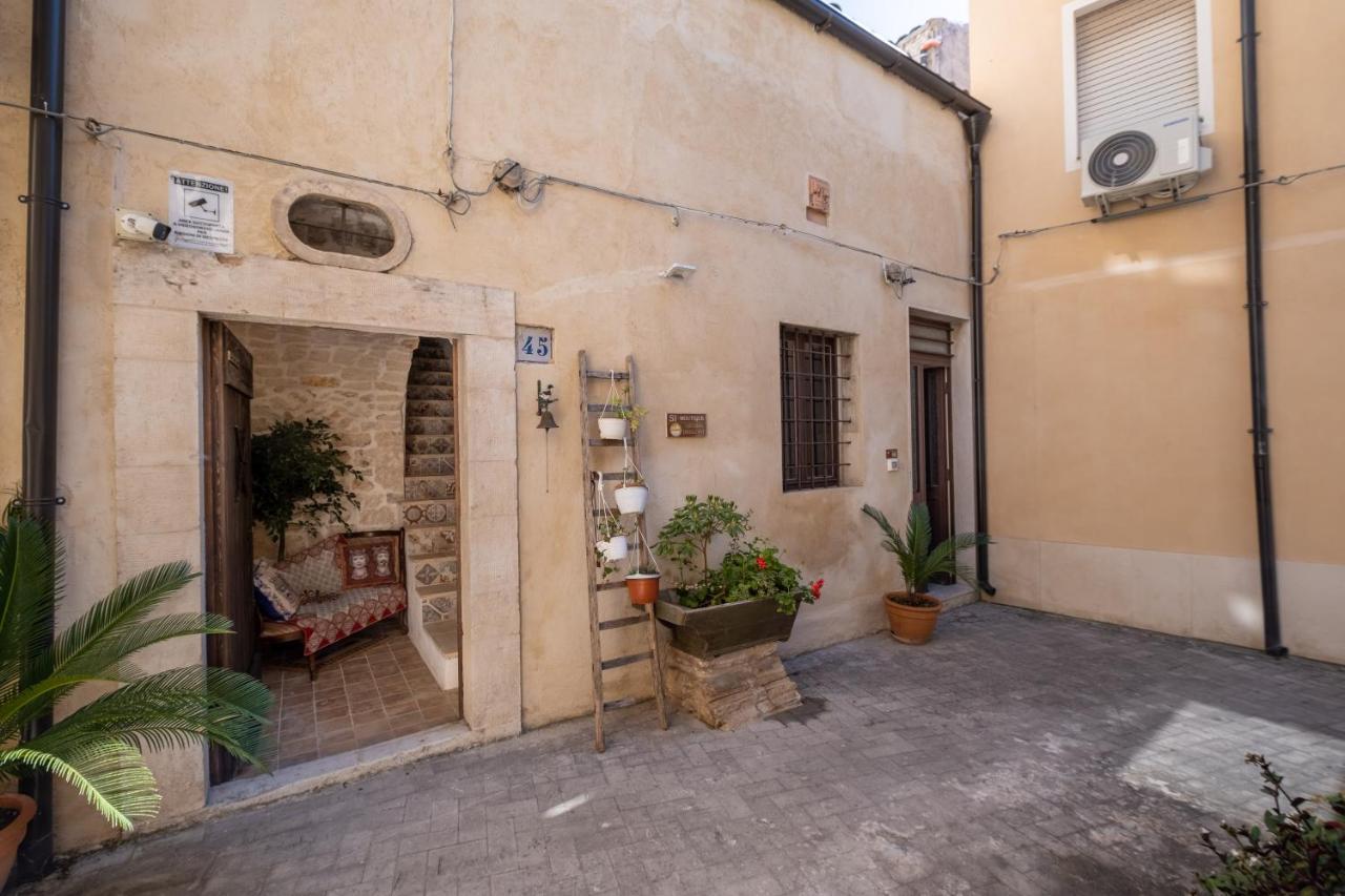 Si-Moutique Le Case Degli Avi Barocche, Con Terrazza Panoramica Modica Luaran gambar